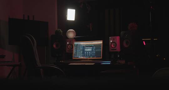 Music Production Studio - HoodSound Studios