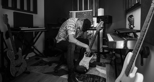 Composer, Producer, Mixing - Adam Wave Music