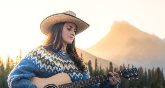 Background Vocal Singer - Antonia Greenway