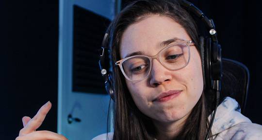 Dreamy Pop-EDM Music Producer - Aurelie Couble