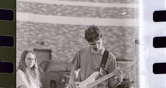 Mixing & Mastering Engineer - Ethan Morris