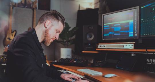 Film Composer | Bassist - Danny Trudeau