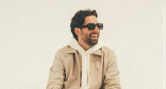 Producer & songwriter - Majr