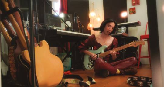 Pop Session Guitarist/Producer - TONIE