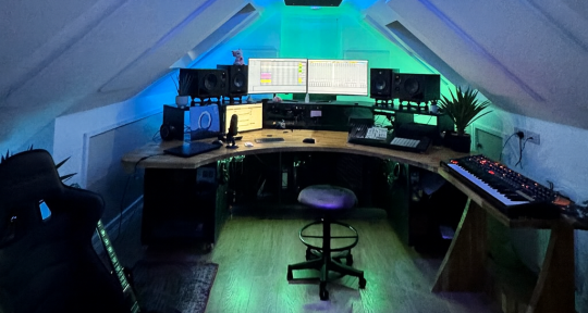 Producer & mix engineer - Dan/Zeppho