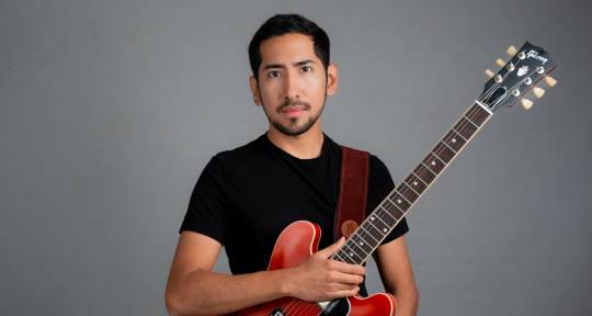 Tight & tasteful guitarist - Ivan Castro