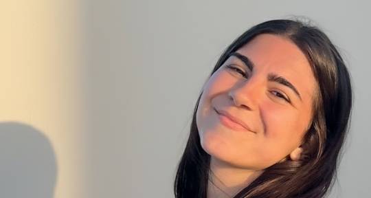 Songwriter & Vocalist - Josefina Arenas