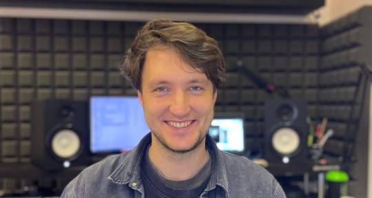 Mixing & Mastering Engineer - Tomas Suchanek