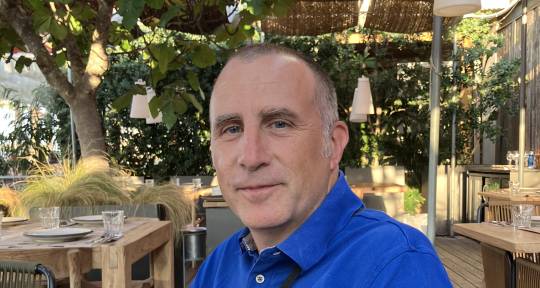 Keyboard player and producer - Jerome D.