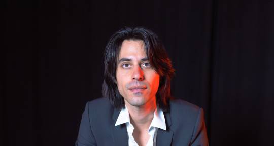 Session bassist & pianist  - Arnaud B.