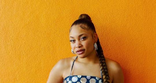 Singer/songwriter  - Synai Obney