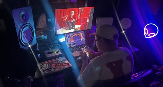 Music Producer/Engineer - JonDatsFye