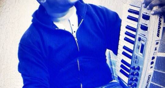 Producer:Engineer/Mixer - Khrys Hollywood