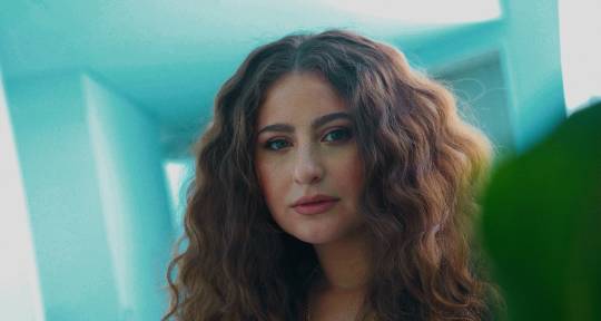 Vocalist | Pop, R&B, Latin - ESTRELLA