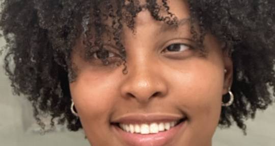 Songwriter - Damia Ishani