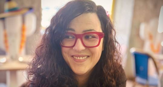 Producer | Songwriter | Mix - Lara Bas