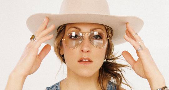 Session singer/songwriter - Christine Baird