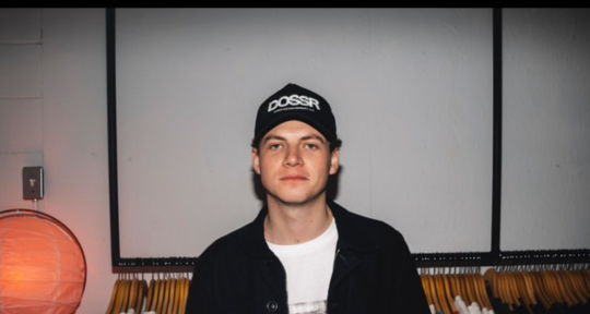 EDM/indiepop producer - Scully