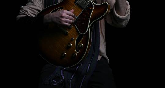 Session Multi-Instrumentalist - Emi Franji