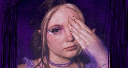 Singer/Songwriter/Vocalist - Eyla