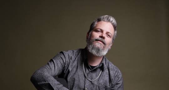 True Sonic explorer - Tom Iddan