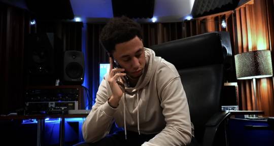 Producer & Singer/Song Writer - LeeboyLeeboy