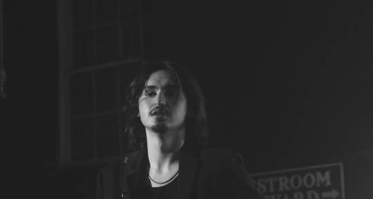 Session Guitarist - Erich Joseph