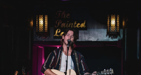 Singer & Songwriter - Jay Willow