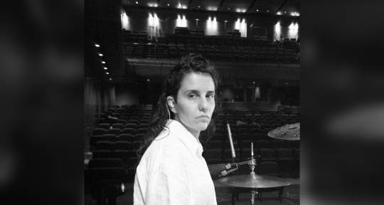 Acoustic/Electronic/Drummer - Bianca Predieri