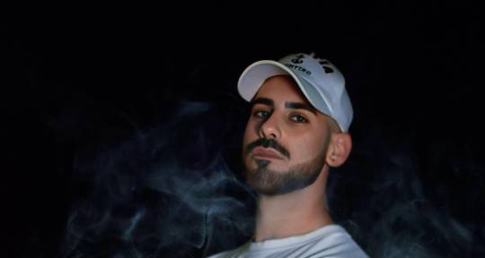 Pop Music Producer - MR