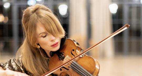 Pro Violin & Viola - Chloe Dunn