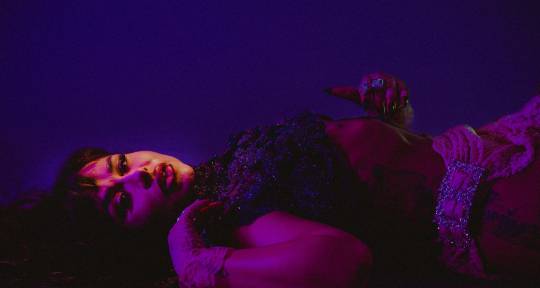 Sing, Write songs, Tune Vocals - Jazelle Paris