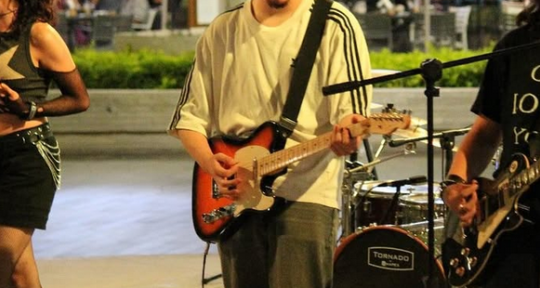 Production,Mixing,songwriting - XlGT