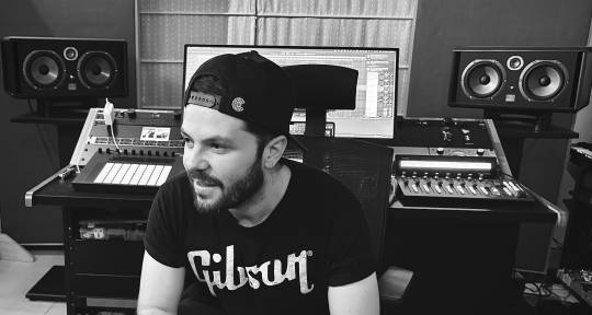 Prod/Mix/Guitar P (Grammy) - Leo Castiblanco