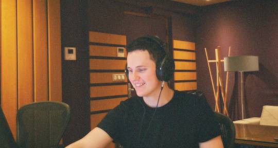 Sound Engineer, Producer - Toby Tinson