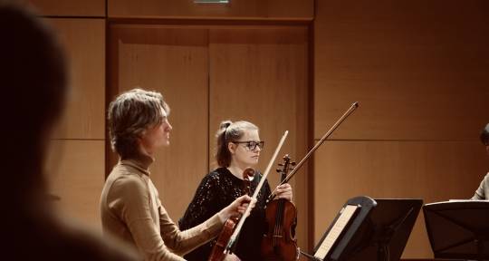 Violinist and Song Arranger - Elizabeth Dawson