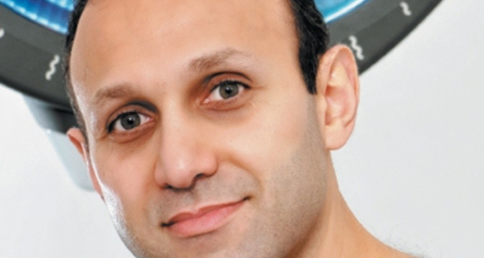 Plastic Surgeon - Dr Laith Barnouti