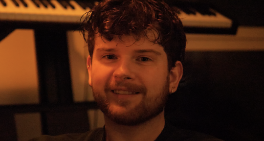 Session Pianist | Mix-Ready - Sam Dantom