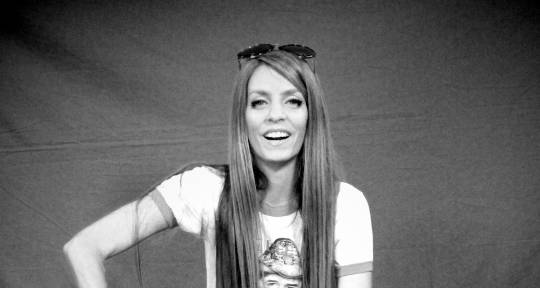 Sings like a bird or a dragon! - Circe Link