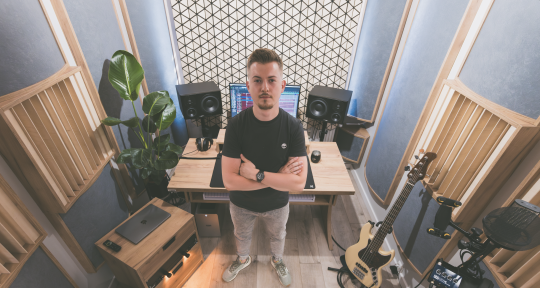 Modern Pop Mixing & Mastering - Max Niemczyk