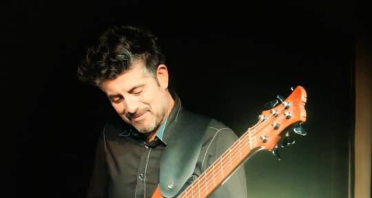 Session Bass - Ricardo Farías