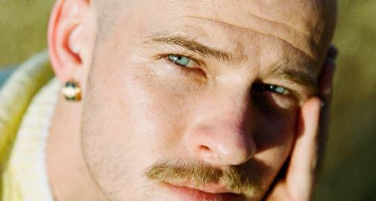 Songwriter, Vocalist, Producer - Ben Parks