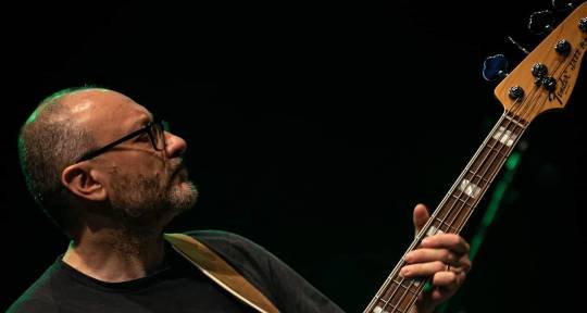 Remote rock bass player - Alex Serasini