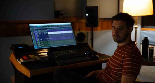 Passionate Mixing Engineer - Alejandro Rosenblat