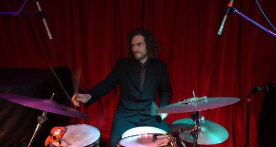 Musician Drummer Recorder - SEBASTIAN ABT