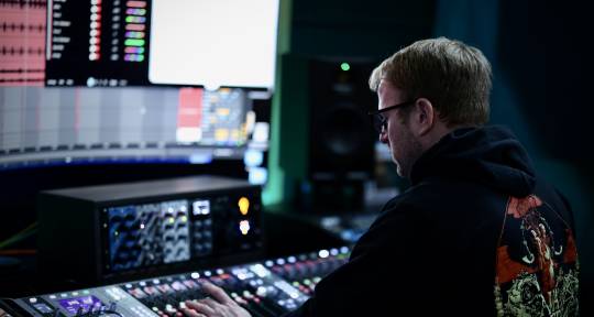 Rock Mixing in Analog - Bradley Schultz