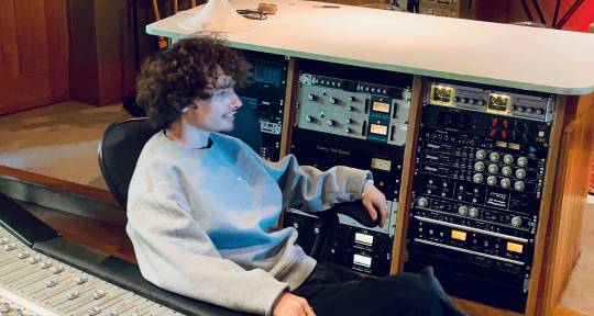 Mix | Master | Producer  - Amorii