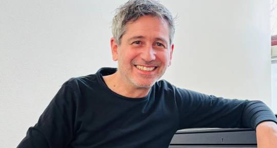 Melodic Pop Songwriter / Hooks - Robert Pichler