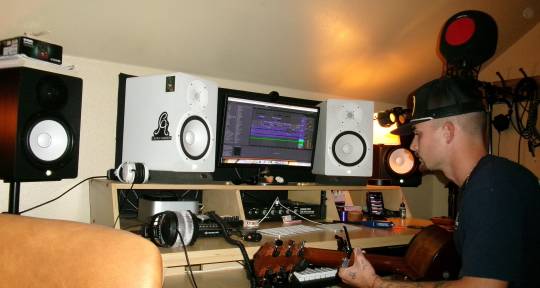 Producer Engineer Writer - Cade Anderson