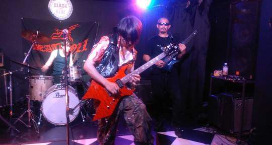 Black Metal - Deathroll Kazu